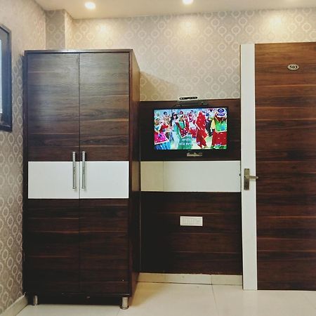 Hotel Robin Inn أمريتسار المظهر الخارجي الصورة
