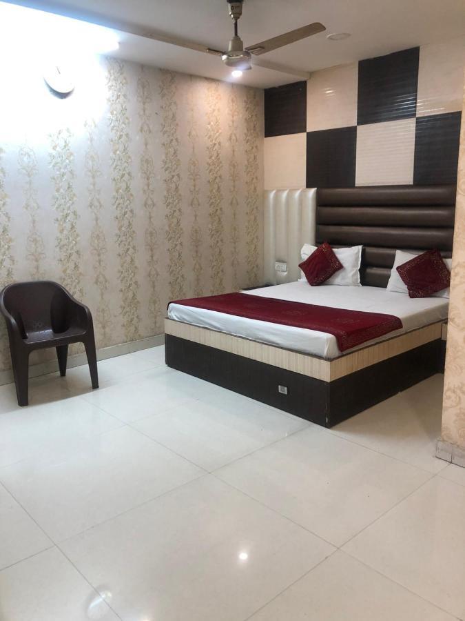 Hotel Robin Inn أمريتسار المظهر الخارجي الصورة