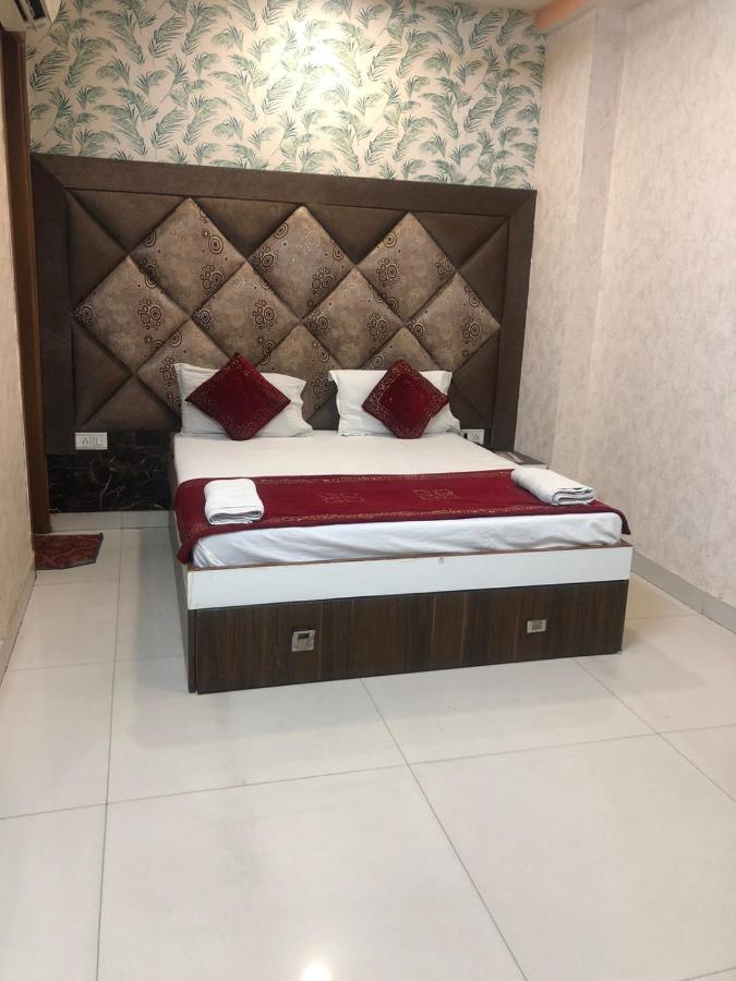 Hotel Robin Inn أمريتسار المظهر الخارجي الصورة