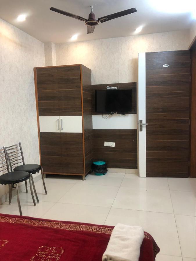 Hotel Robin Inn أمريتسار المظهر الخارجي الصورة