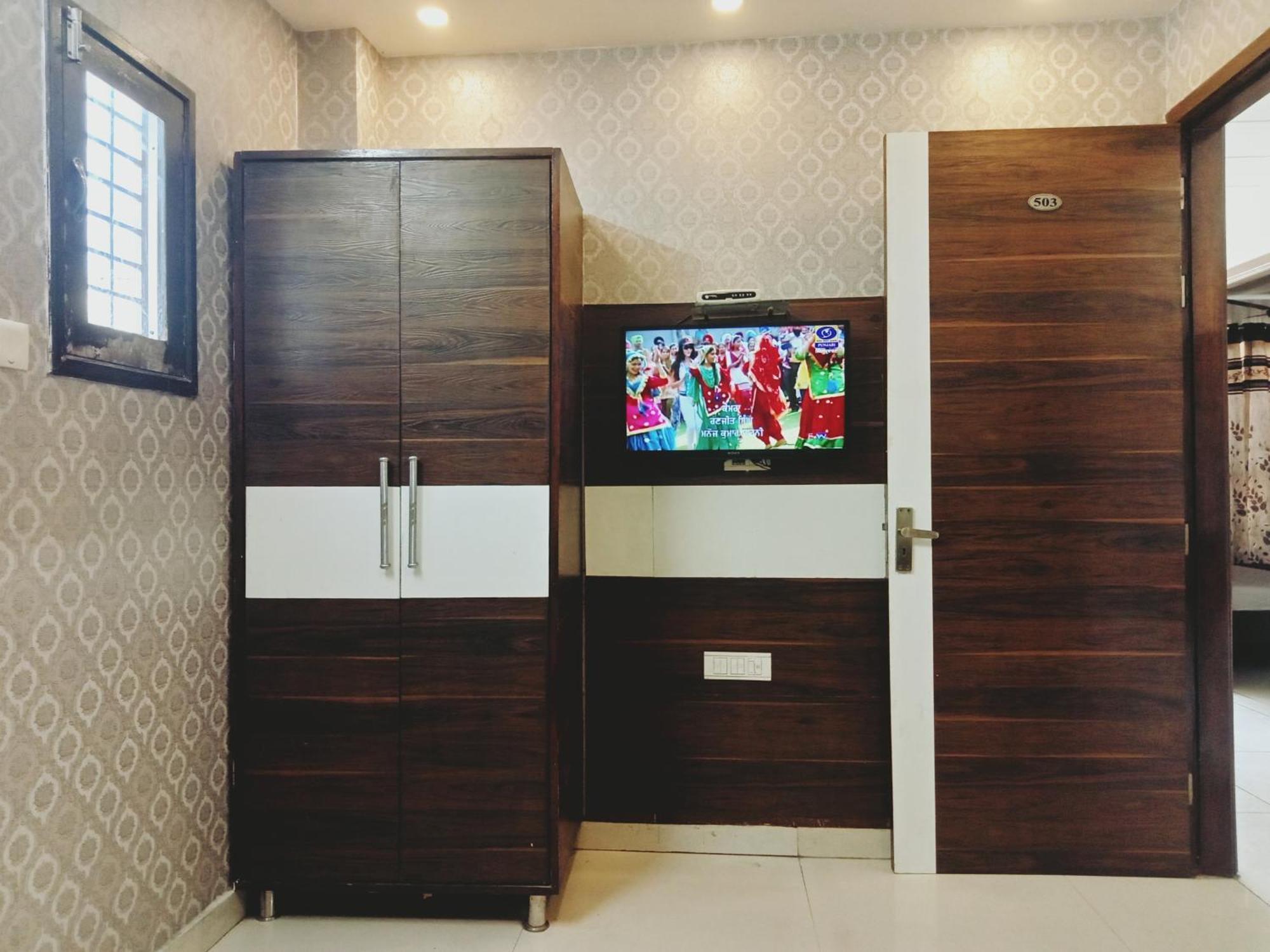Hotel Robin Inn أمريتسار المظهر الخارجي الصورة