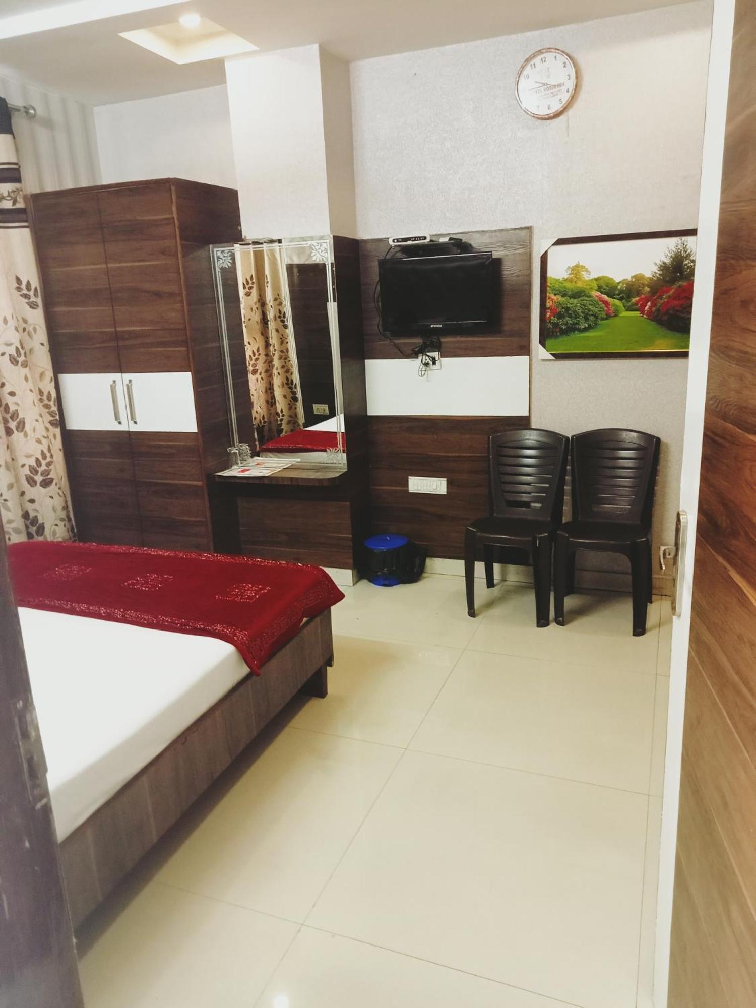 Hotel Robin Inn أمريتسار المظهر الخارجي الصورة