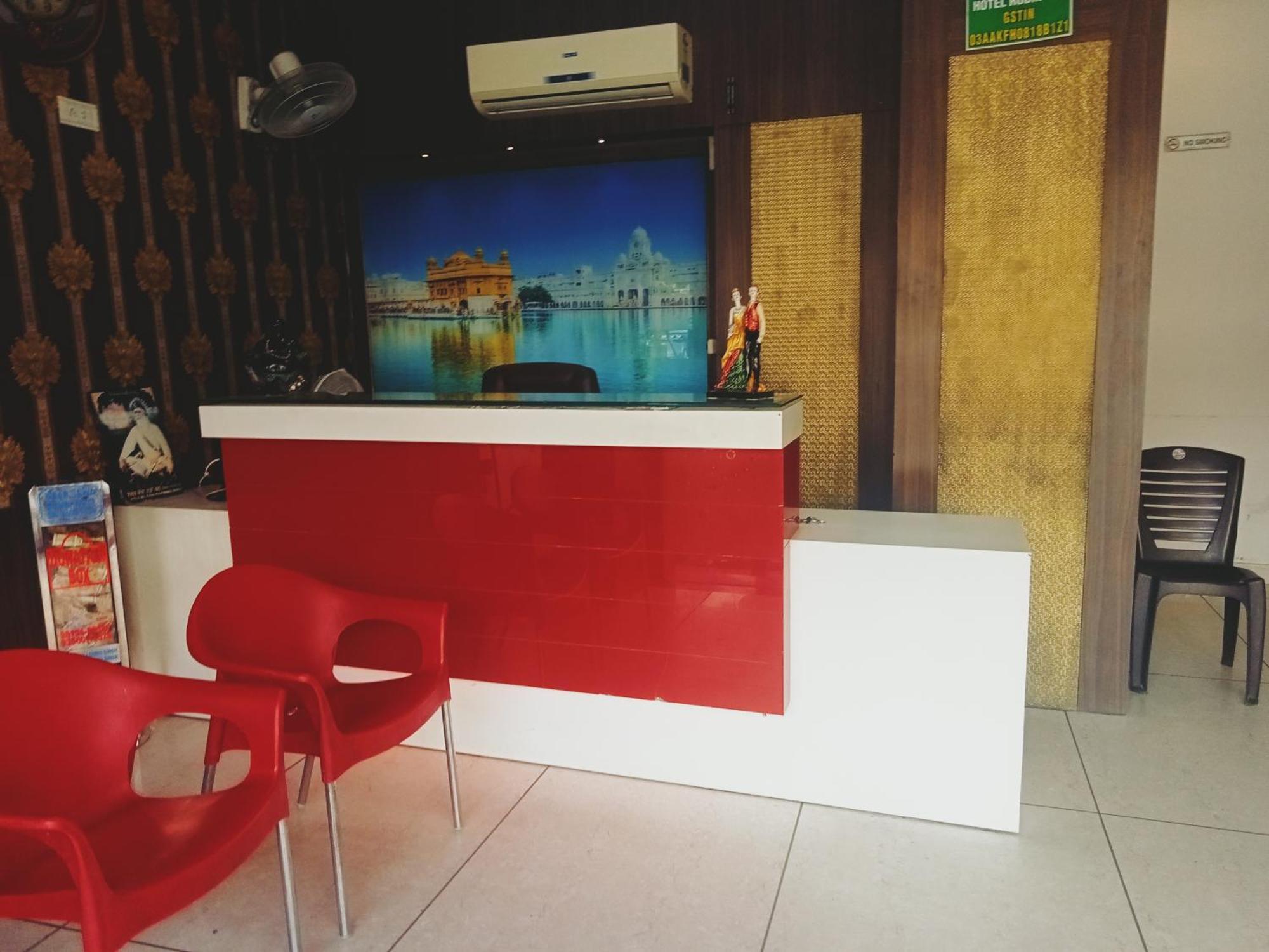 Hotel Robin Inn أمريتسار المظهر الخارجي الصورة
